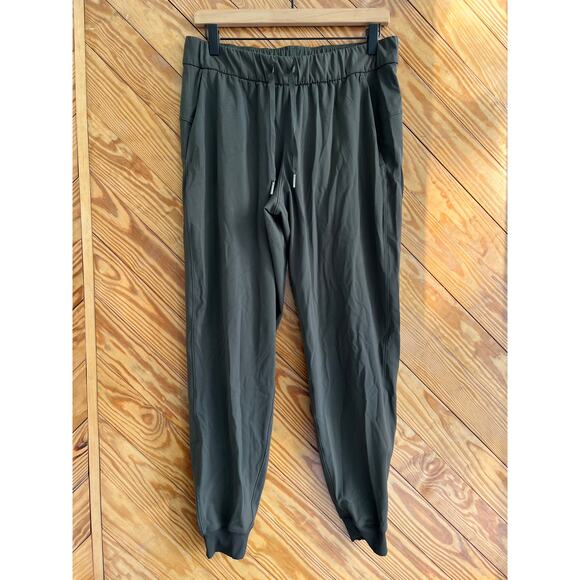 lululemon On The Fly Jogger Pant Dark Olive Green Size 8 - Picture 3 of 7